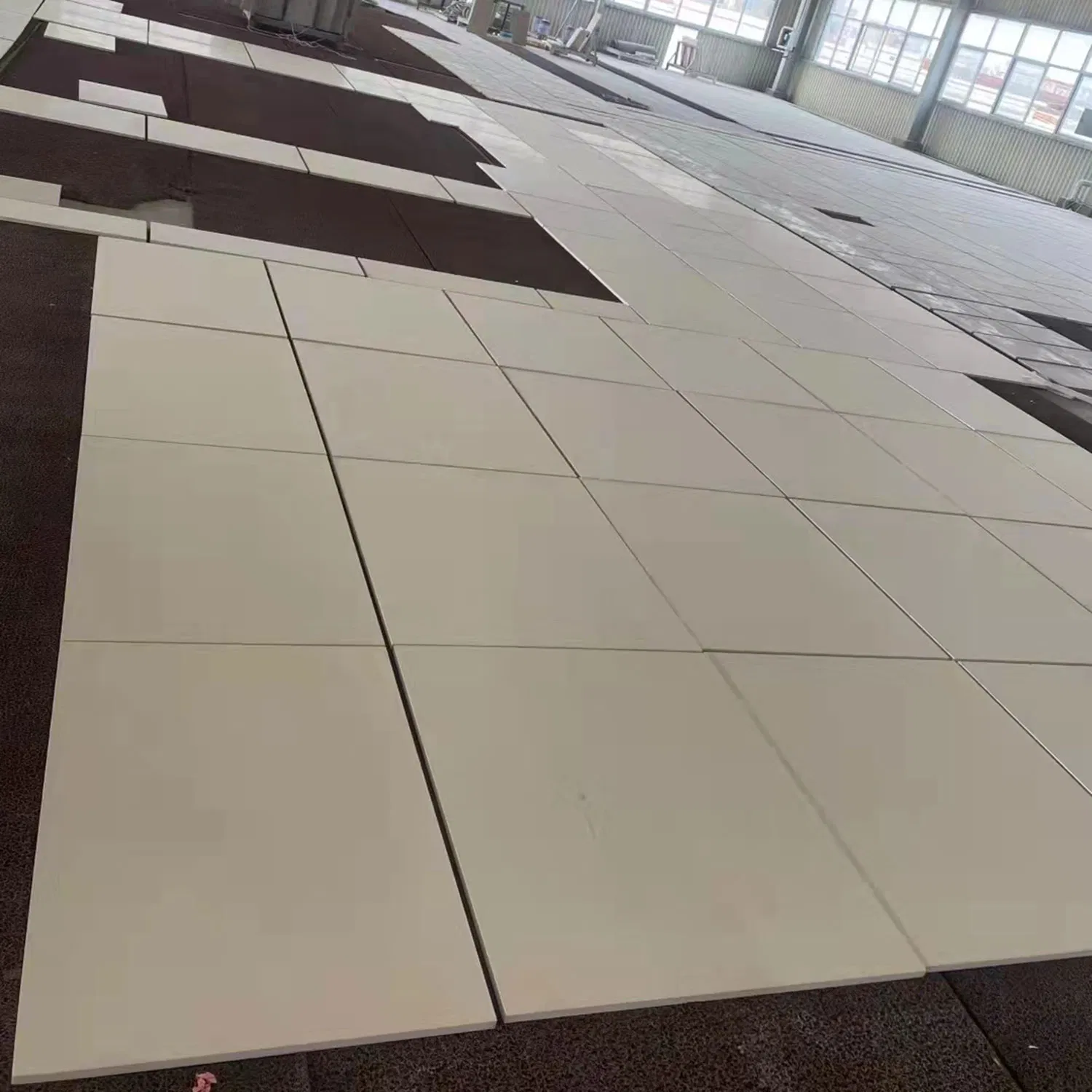 Customized Design Exterior Facade Crema Bello Limestone Blocks and Cut-to-Size