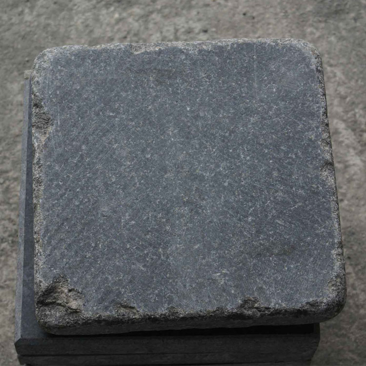 Flamed/Natural Split Finish Black Granite Cobblestone Pavers for Driveway