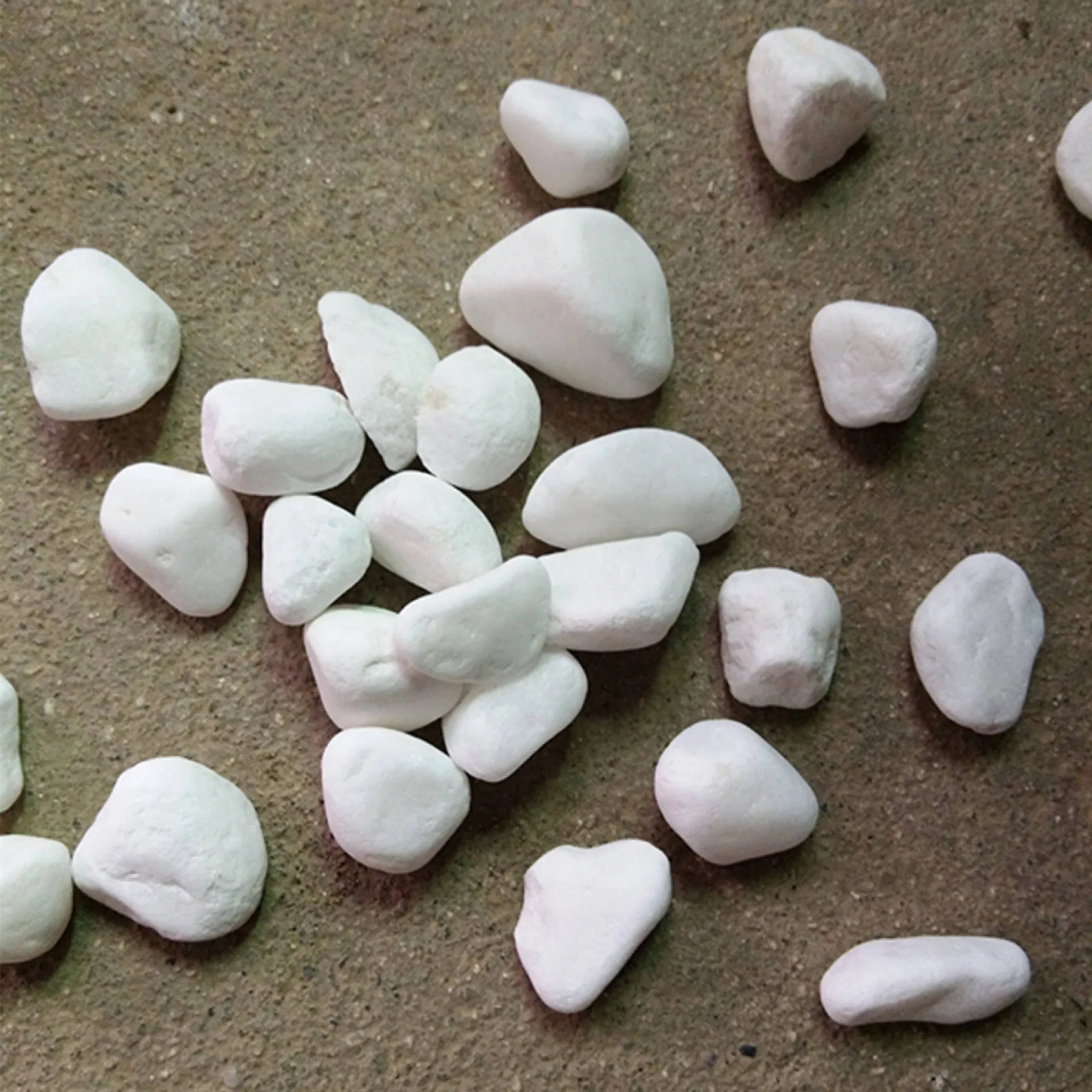 Snow White Pebble Stones for Aquarium Landscape Decor