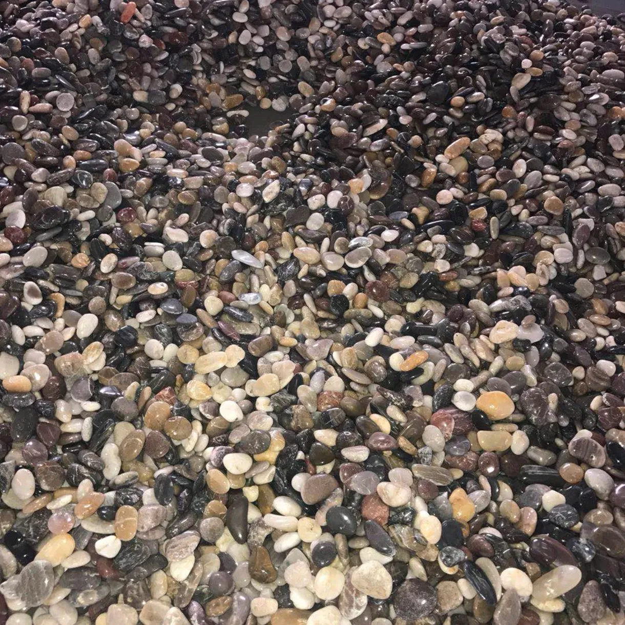 High Polished Mix Color River Stone Cheap Paving Stone Pebble for Decorative Stone