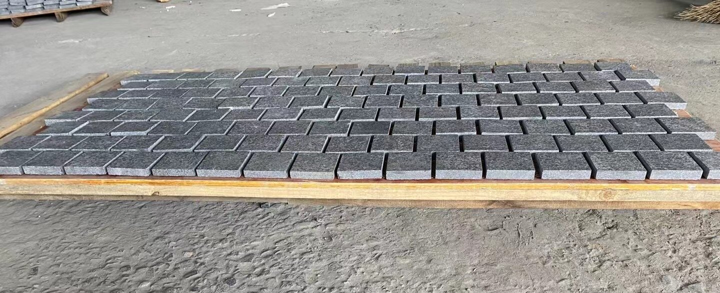 Natural stone flamed black basalt G684 Mesh Backed Cobblestone Pavers for exterior/outdoor Garden/Landscape/Square