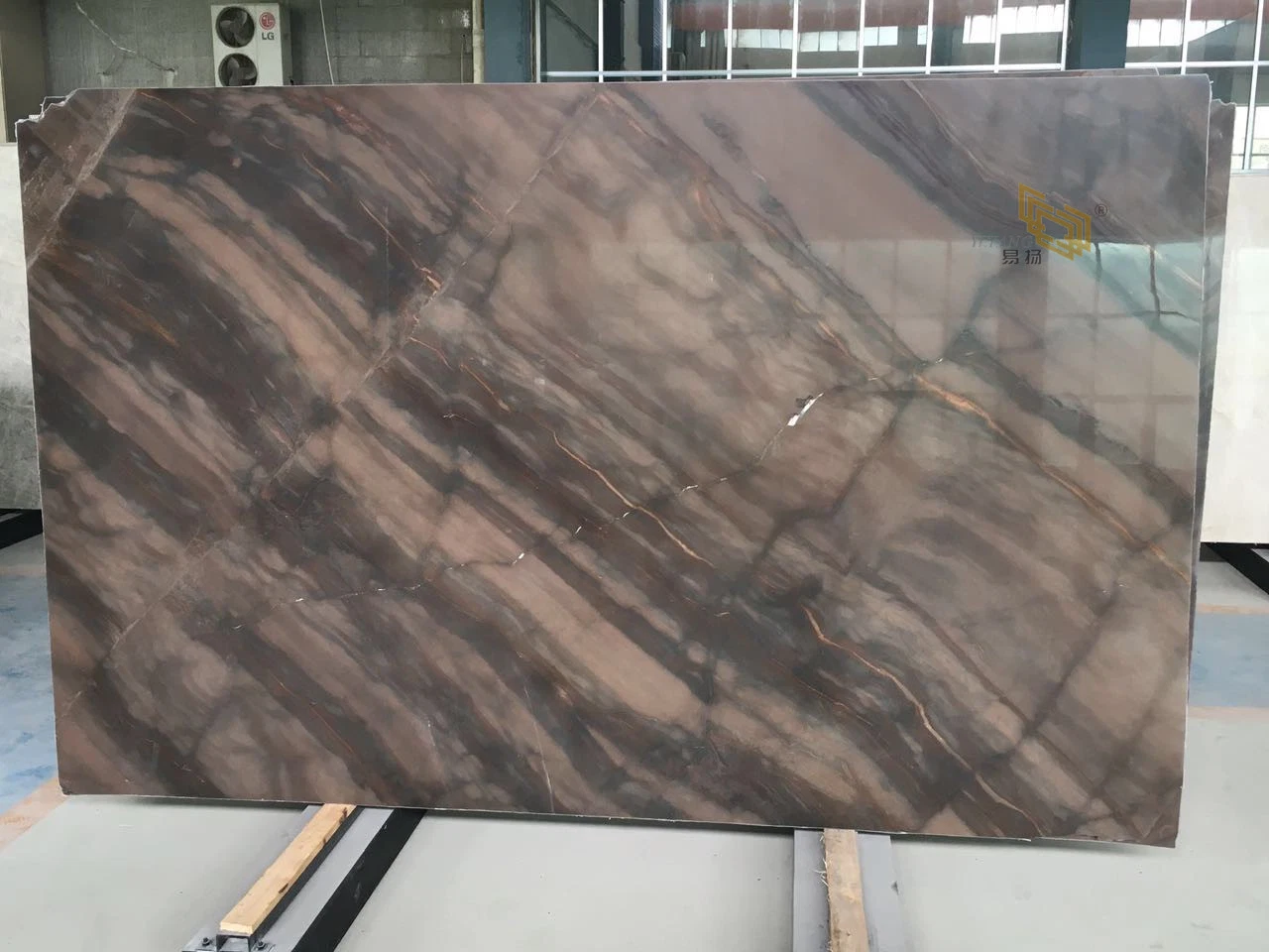 High Polishing Brown/Yellow/Grey/Black Quartz Slabs Kitchen/Contertops/Bahtroom for Building Stone/Slabs/Tiles/Vanitytop