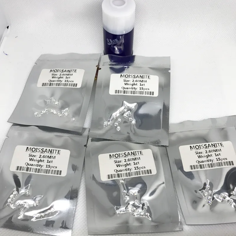 Moissanite Stone 8