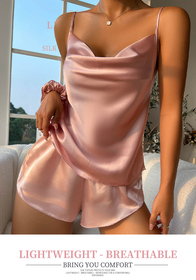 Pajamas details view 1