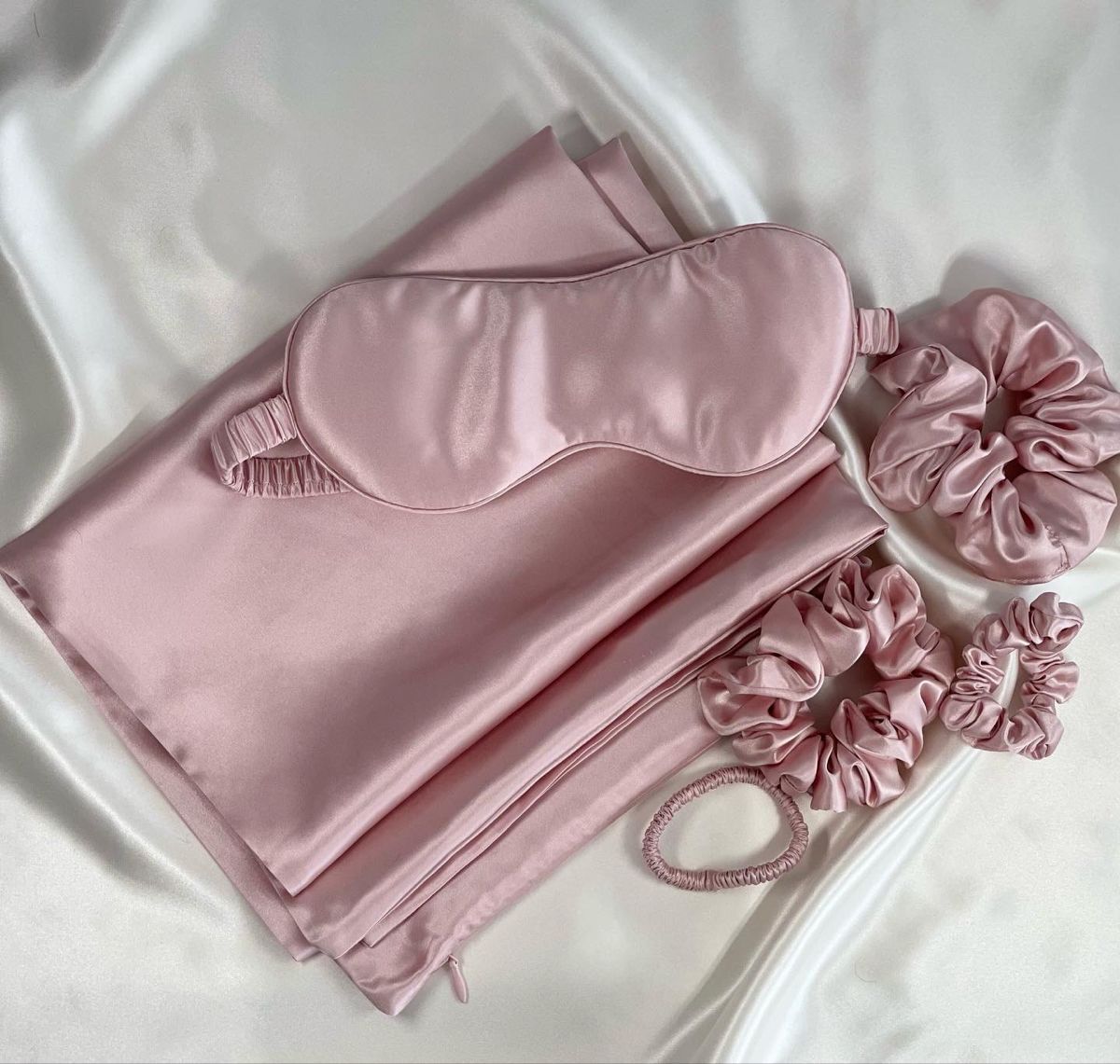 Luxury Silk Sleep Set 6A Grade Silk Pillowcase Eye Mask Scrunchy Factory Direct Wholesale Custom Silk Pillow Case Set