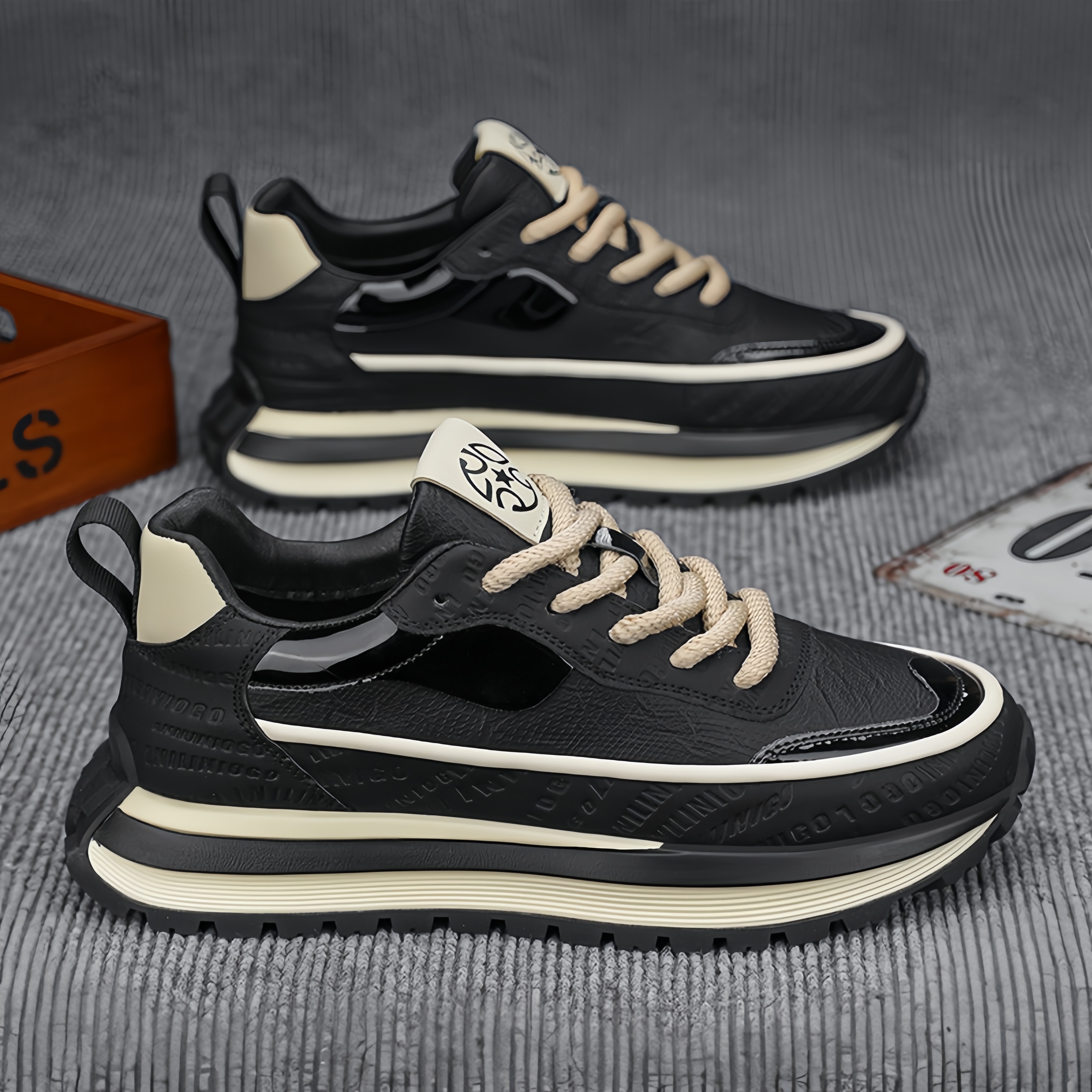 Premium Men's Skateboarding Style Sneakers - Robust Construction &amp; Shock-Absorbing Midsole for Active Use
