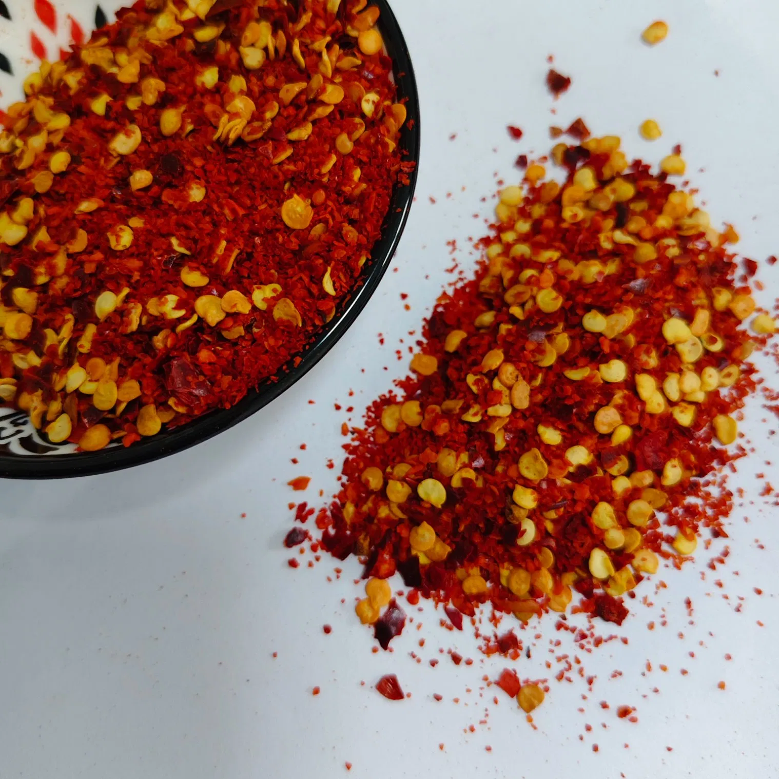 Organic Red Chili Pepper Flakes Dried Herb Powder Spice with Hot Spicy Taste Chili Flakes
