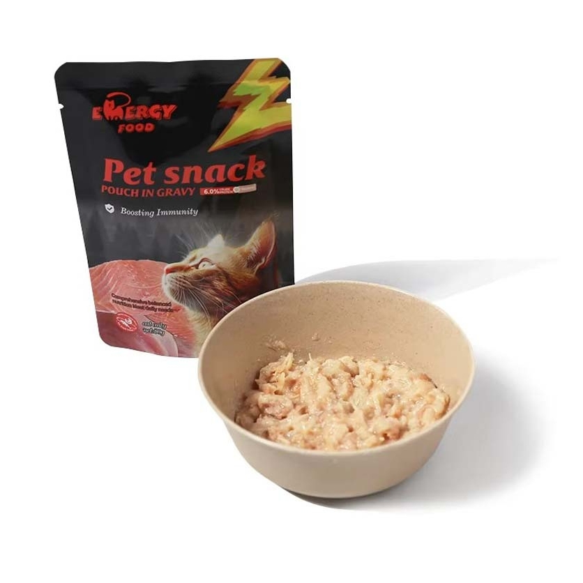 Wonderful Nutrition Wet Cat Food Meat-Based Snack for Weight Gain Conveniently Packaged in a Bag for Fish Application