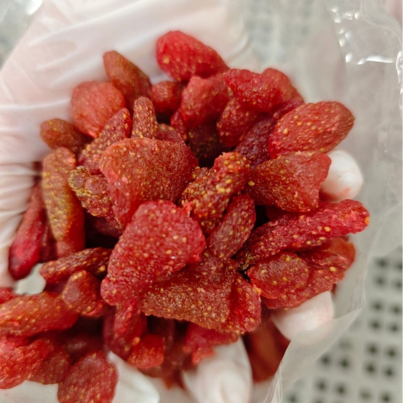 Organic Strawberries Hot Selling Low-Priced Sweet Fruit Preserved Packaged Bulk