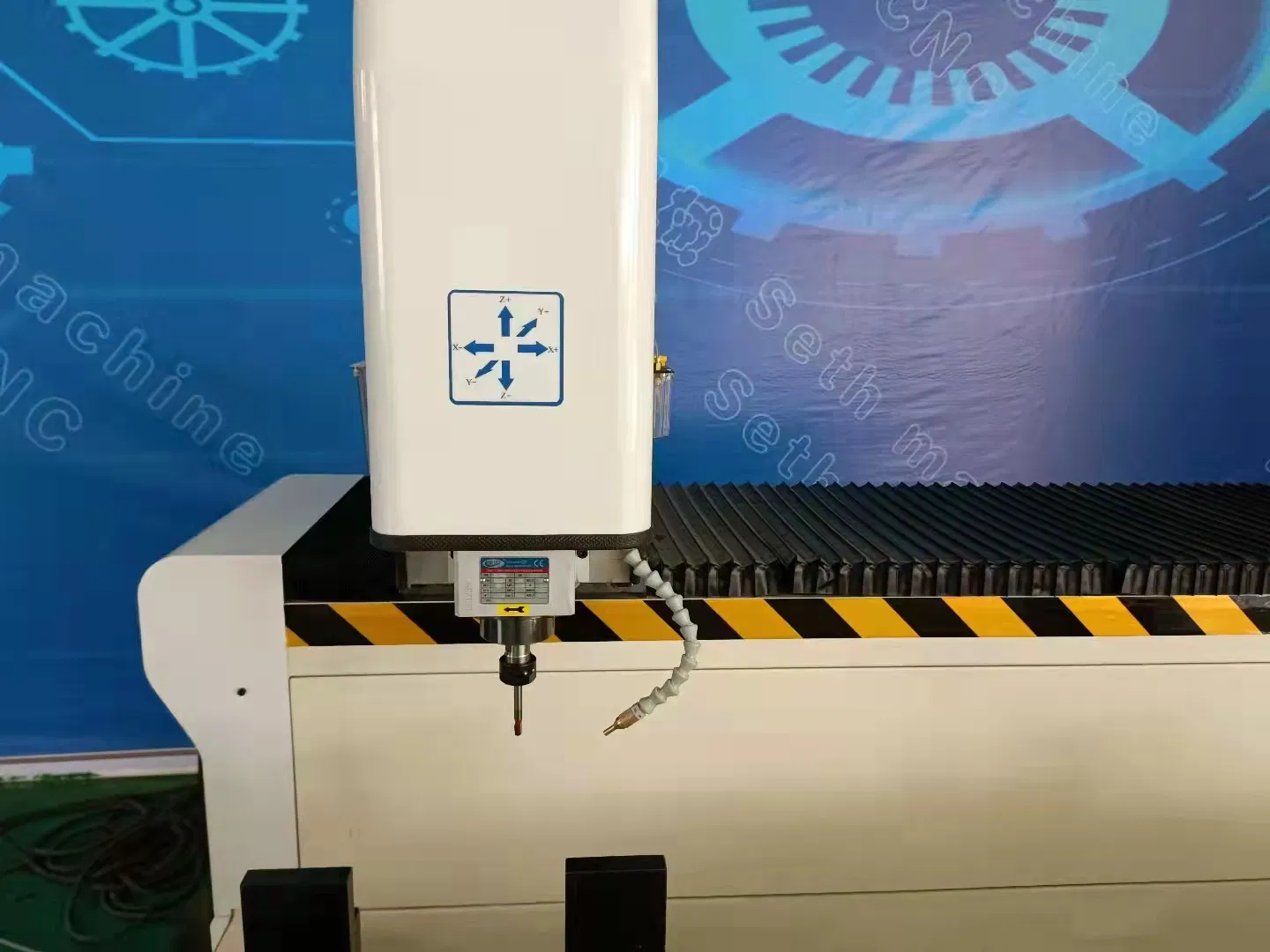 Aluminum/UPVC/PVC Automatic Window and Door Profile CNC Door Lock Hole Drilling Milling Cutting Machine