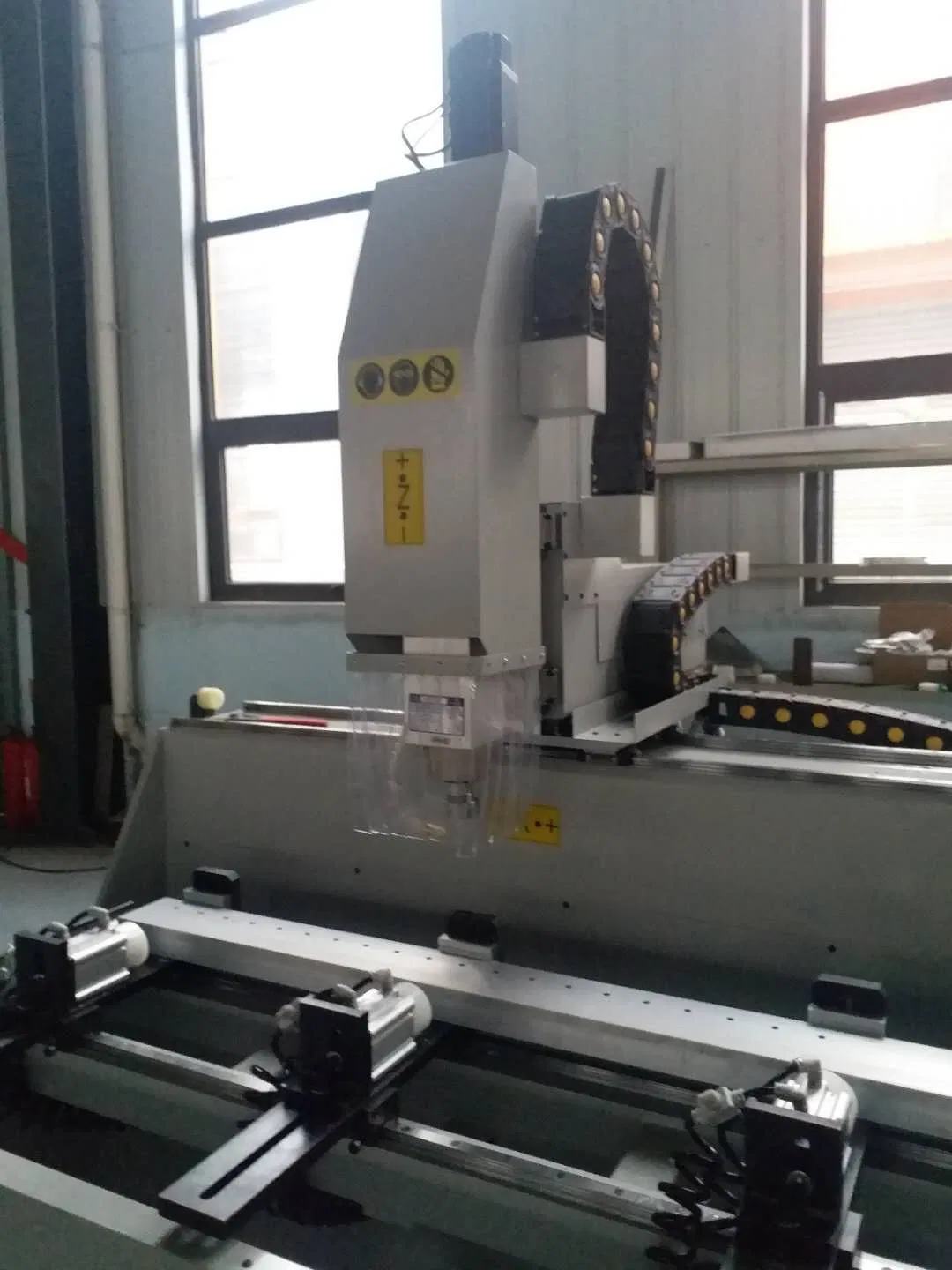 Aluminum Lock Hole CNC Milling and Drilling Machine for Window and Door Making Machine