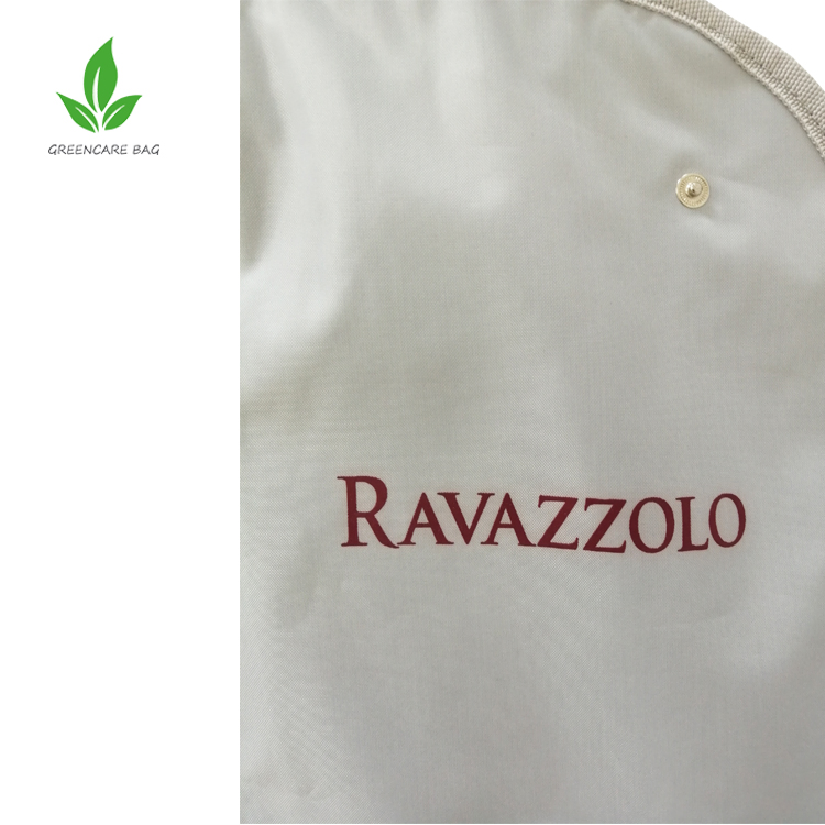 High Quality 600d Polyester Garment Bags PVC Window Garment Bags Wholesale Suit Zip Lock Suit Cover Dust Bag