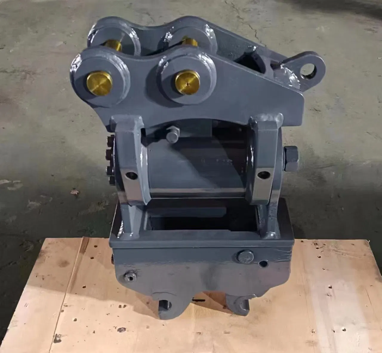 Essential Accessories for Excavators Suitable for Multi-Angle Conversion Hydraulic Tilt Quick Connect