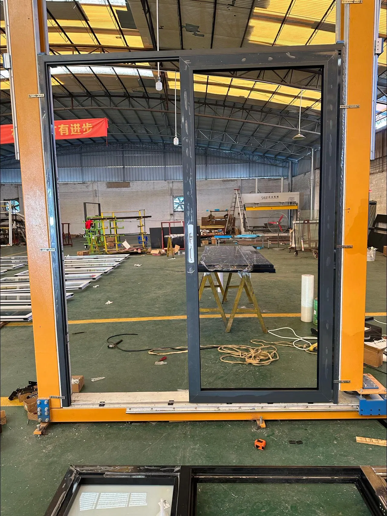 Sinogar Ls80 Lift and Slide Door with 2 Tracks