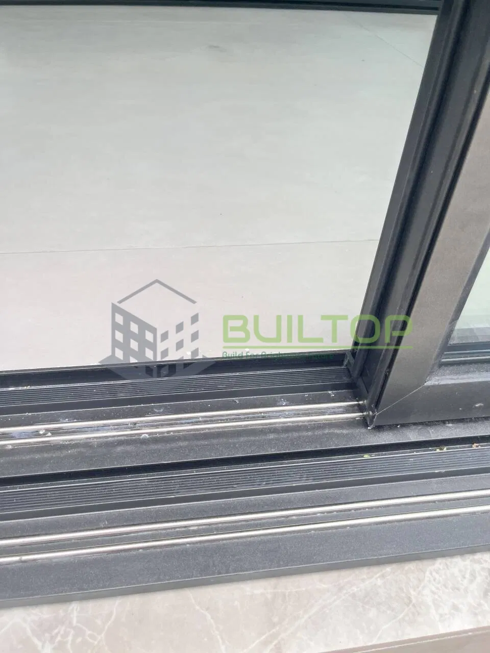 Elegant Frameless Sliding Glass Doors Aluminium Door with Screen for Modern Homes