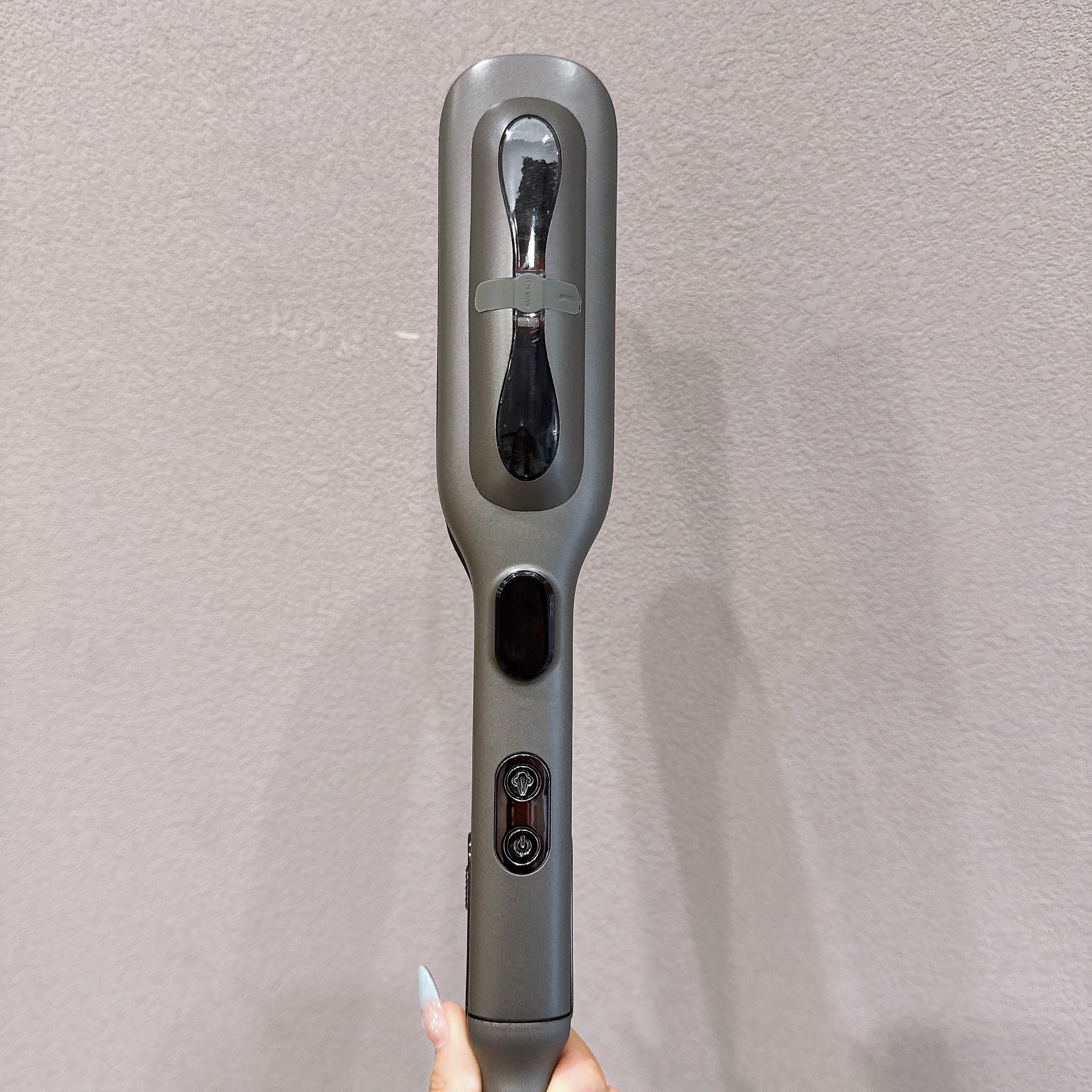 New Ion Steam Straightening and Curling Irons for Stylists