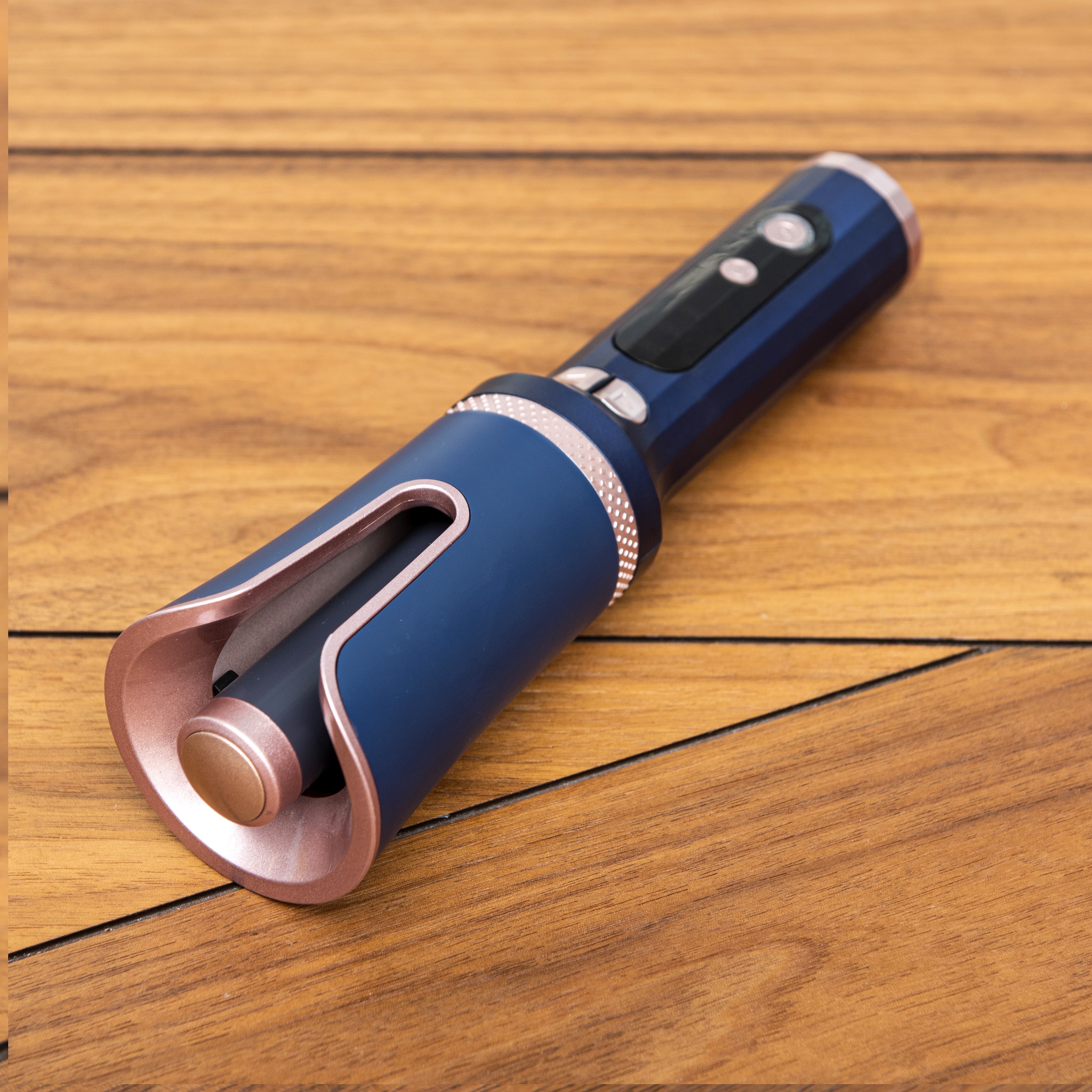 Wireless Automatic Hair Curler Detail 3