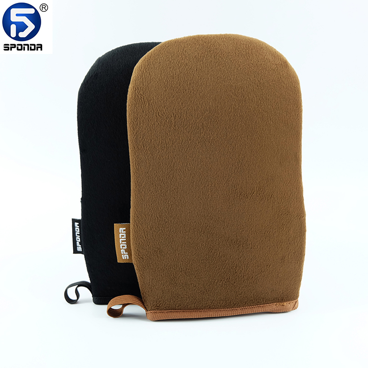 Tanning Mitt in Out Arc