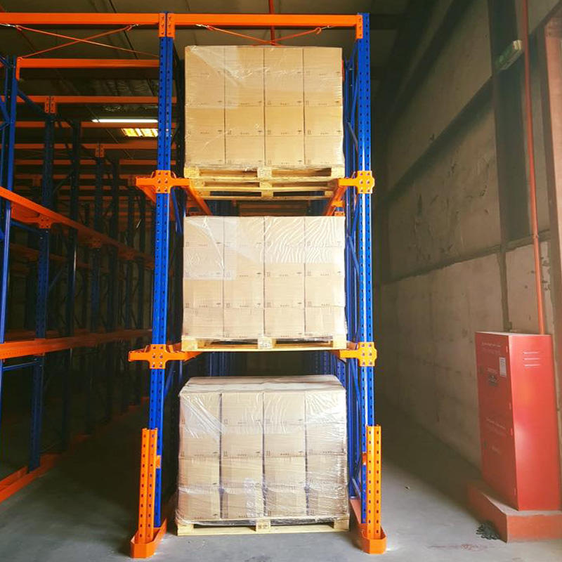 OEM Industrial Metal Heavy Duty Corrosion Protected Warehouse Shelving Boltless Pallet Drive-in Racking System