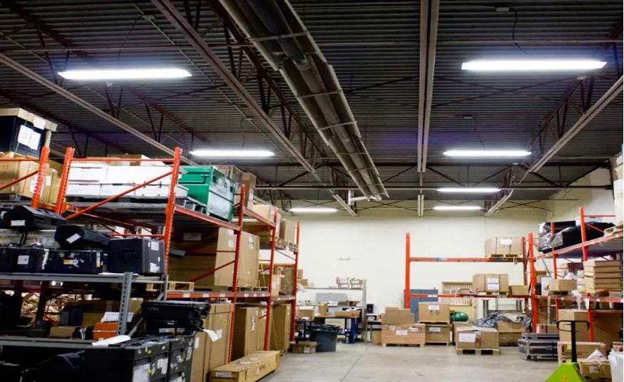 Aplicación de luz LED tri-proof en fábricas