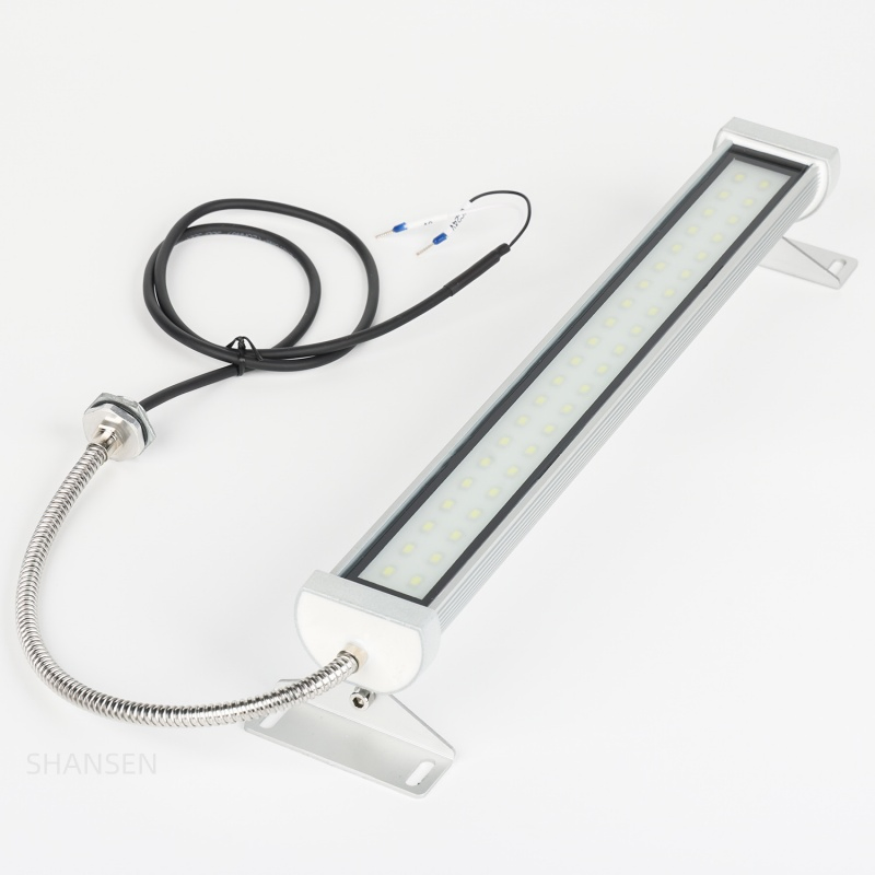 Lámpara de trabajo LED ajustable de alta resistencia para uso en maquinaria