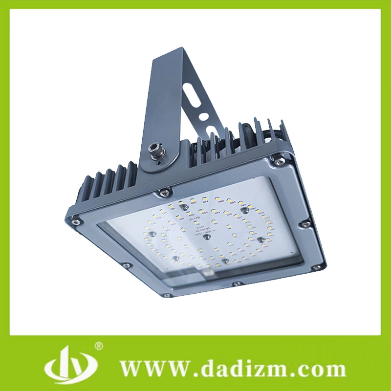 Lámpara LED Tri-Proof de Alta Resistencia, Fixture de Luz de Emergencia para Iluminación de Seguridad, Resistente a la Corrosión para Plataformas Industriales