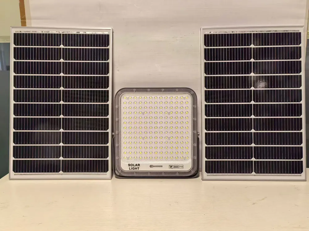 Proyector solar LED industrial de alta potencia de aluminio 600 para exteriores en estadio
