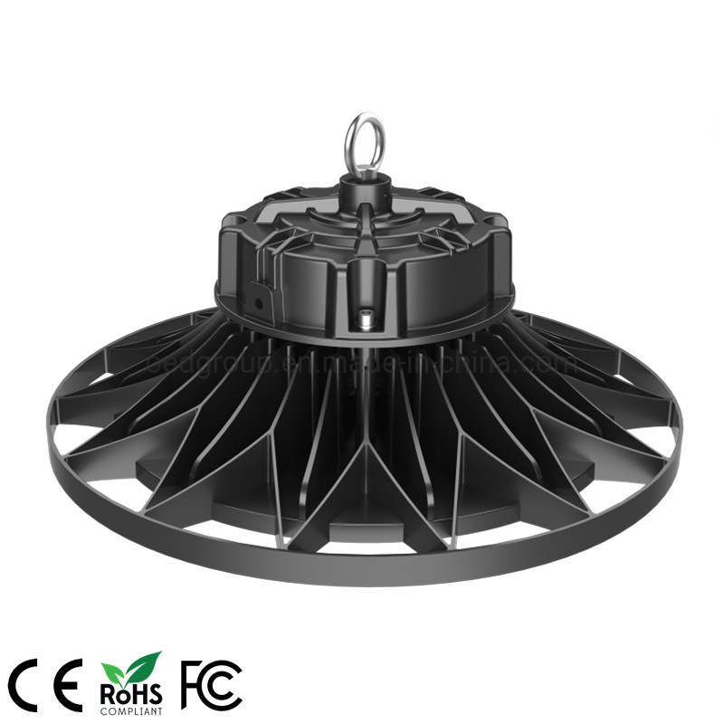 5 Años de garantía 150lm/W Luz LED industrial de China 5000K 5700K 150W IP65 Fijación de luz LED para garaje