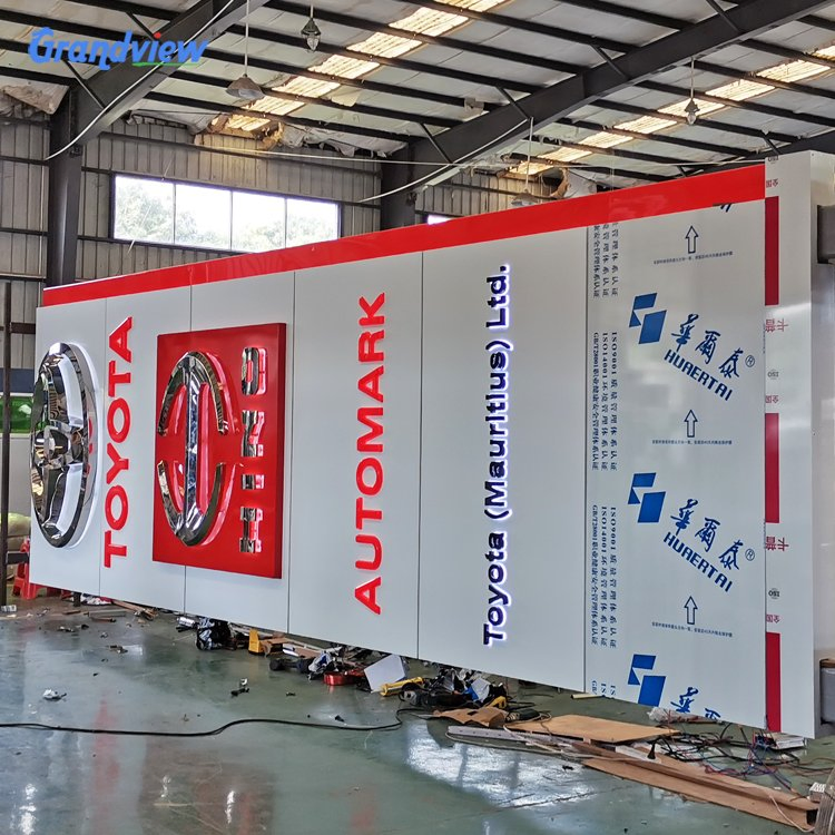 Fabricación 3D Luminarias LED Estructura de Acero de Gran Tamaño Cartel Pylon de Automóvil