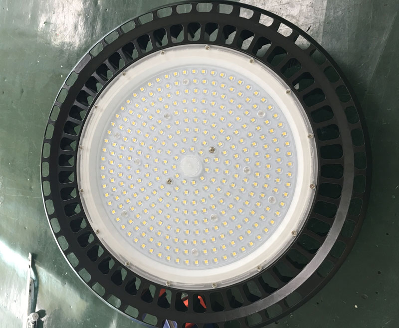 Iluminación Industrial Regulable 100W 150W 200W Luz LED de Alta Bahía UFO para Control Inteligente por Bluetooth Sensor de Microondas Zigbee 0/1-10V Regulable