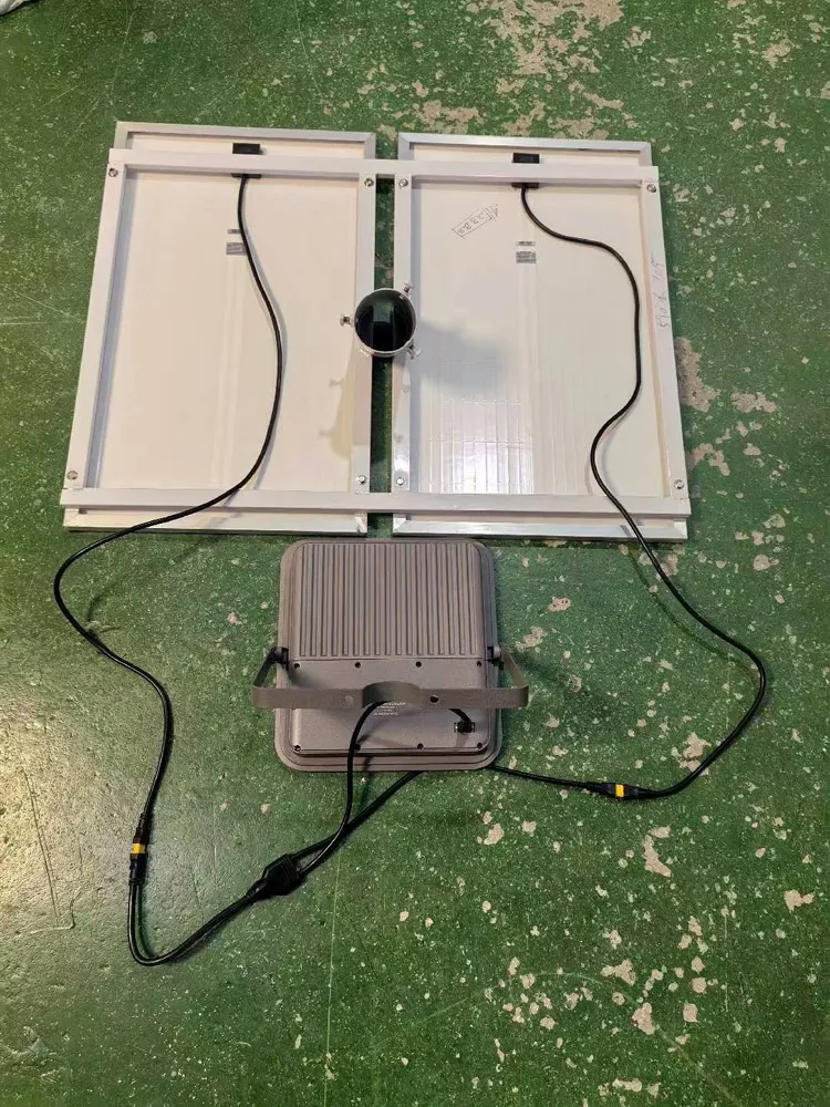 Detalle de proyector solar LED