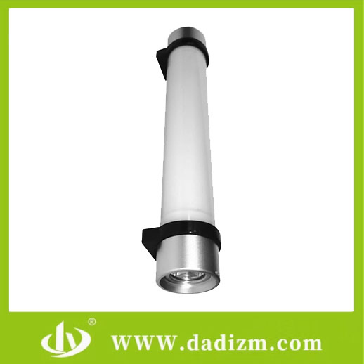RW7088c Luz de trabajo LED de grado industrial IP66 Lámpara portátil resistente a productos químicos y a prueba de polvo para minería 10h Batería