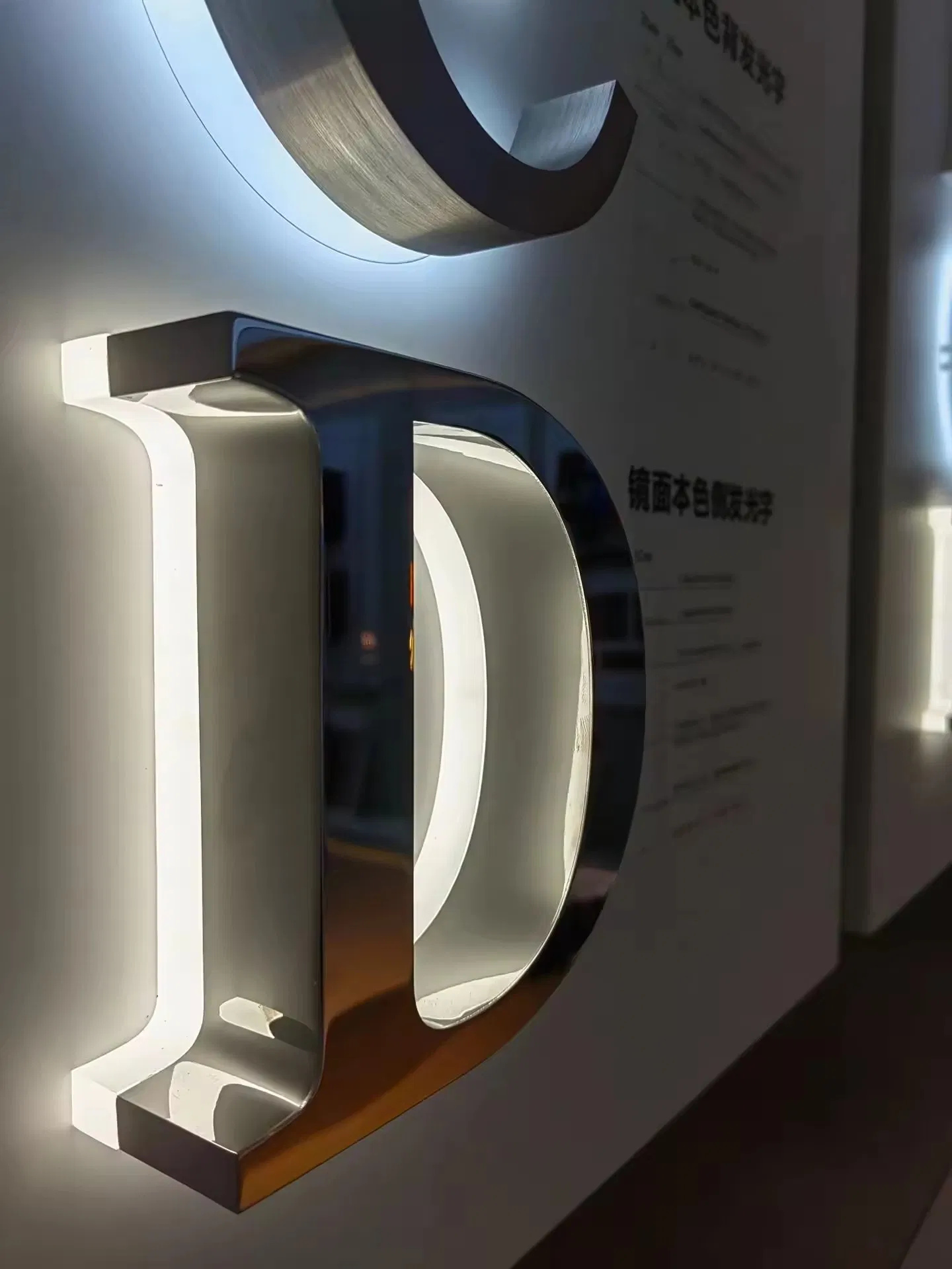 3D Señalización de Iluminación Letra Canal Mini LED de Acrílico / Fabricación de Máquina de Grabado Letras Iluminadas de Cara de Acrílico