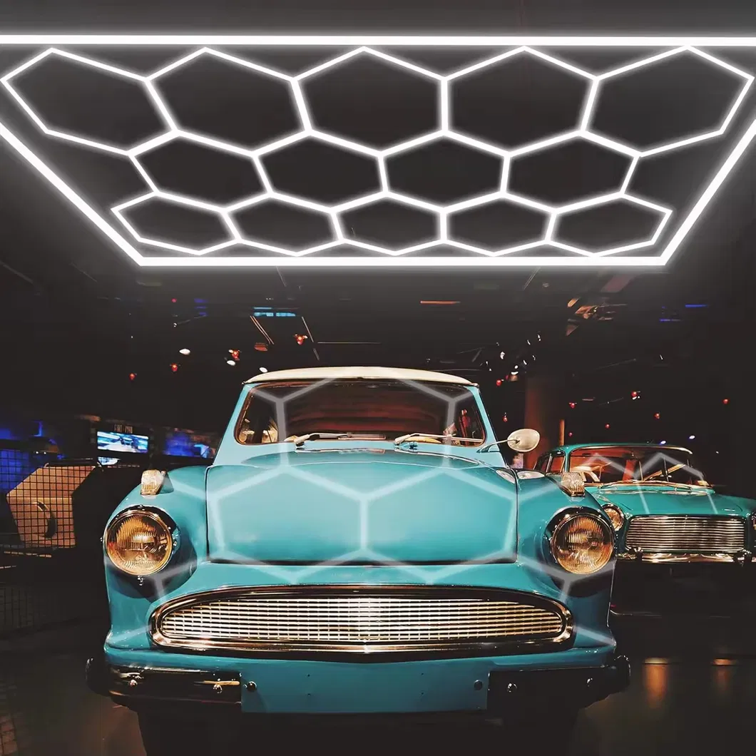 Iluminación hexagonal LED eficiente en energía para talleres de automóviles, salas de equipos automotrices y espacios industriales