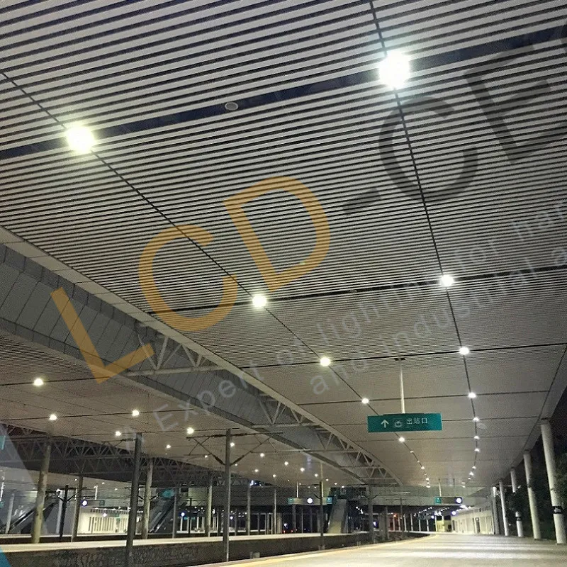 Nuevos Proyectores de Diseño 50W/ 100W/150W/200W Lámparas de Trabajo Industriales y de Túnel Iluminación de Almacenes Proyector LED Comercial de China 200 Proyector de Vatios