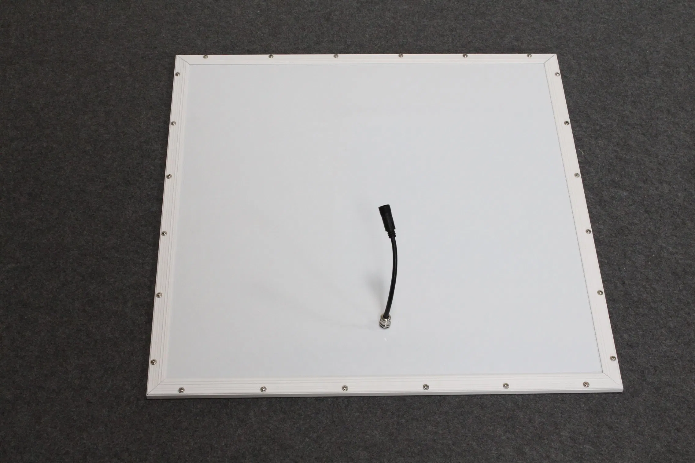 IP65 Impermeable 40W Panel de LED Ultra Delgado 595X595/600X600 Panel de Aluminio para Techo para Hogar Oficina Industrial Baño