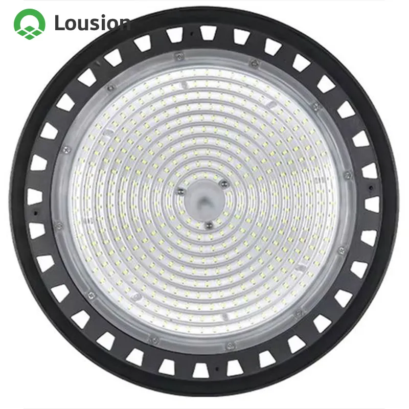 Poste de luz de alta calidad