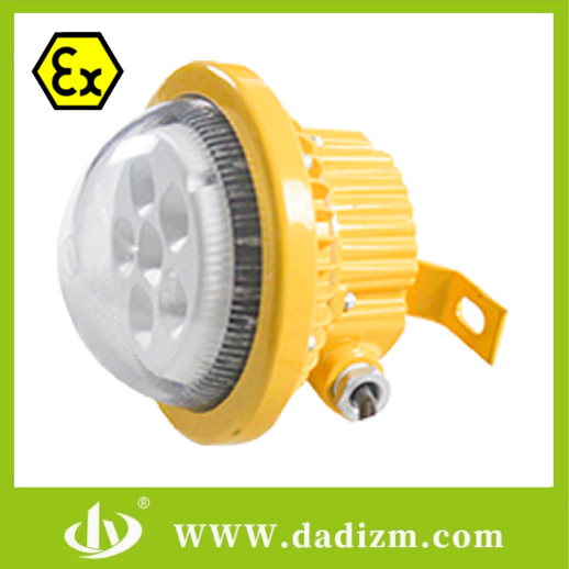 Luz de inundación a prueba de explosiones de grado industrial IP65, lámpara de área peligrosa de alto lumen ATEX Iecex, luz exterior anti-corrosión 50W-400W Bfc8180-B