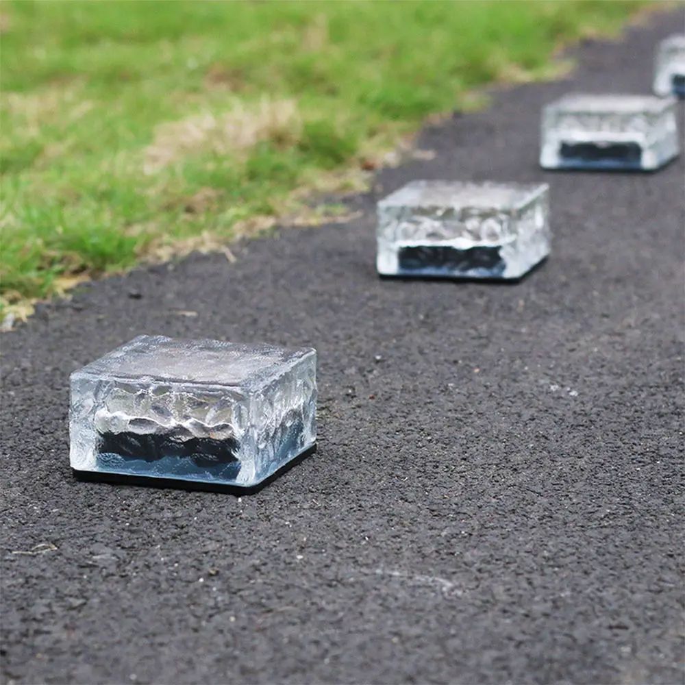 Waterproof test of solar brick lights
