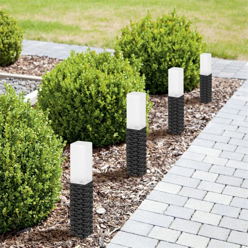 China Solar Waterproof Rattan Garden Landscape Led Outdoor Lighting Pathway Lights Suppliers, Factory