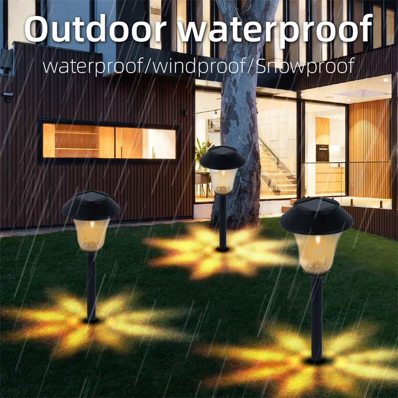 Solar lawn light structural details