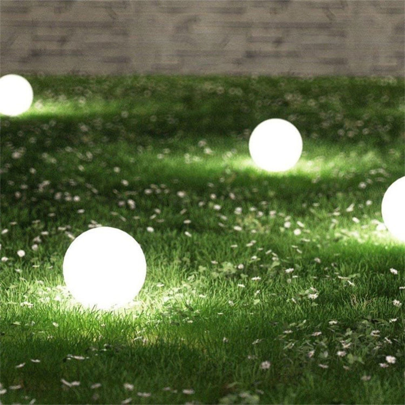 Solar White Ball Light Detail 2
