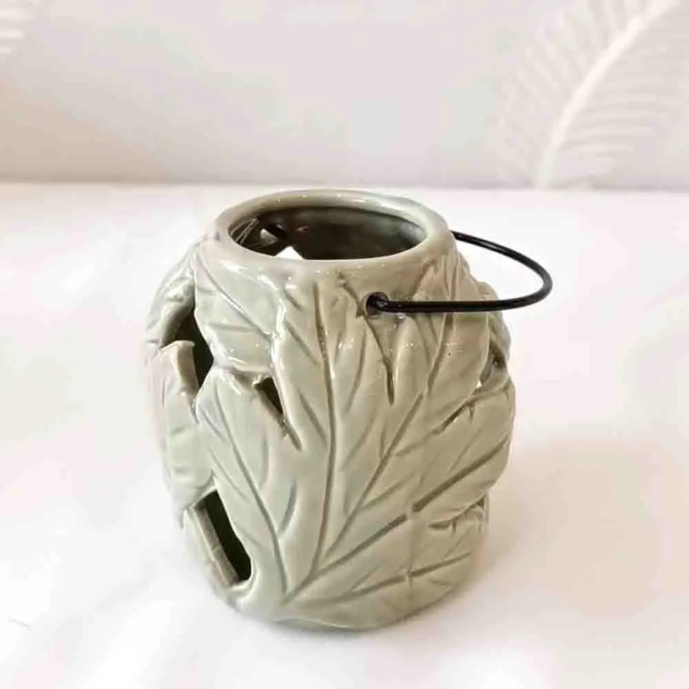 OEM Artistic Gradient Color Leaf - Embossed Cutout Candle Holders with Metal Handles Supplier, Exporter