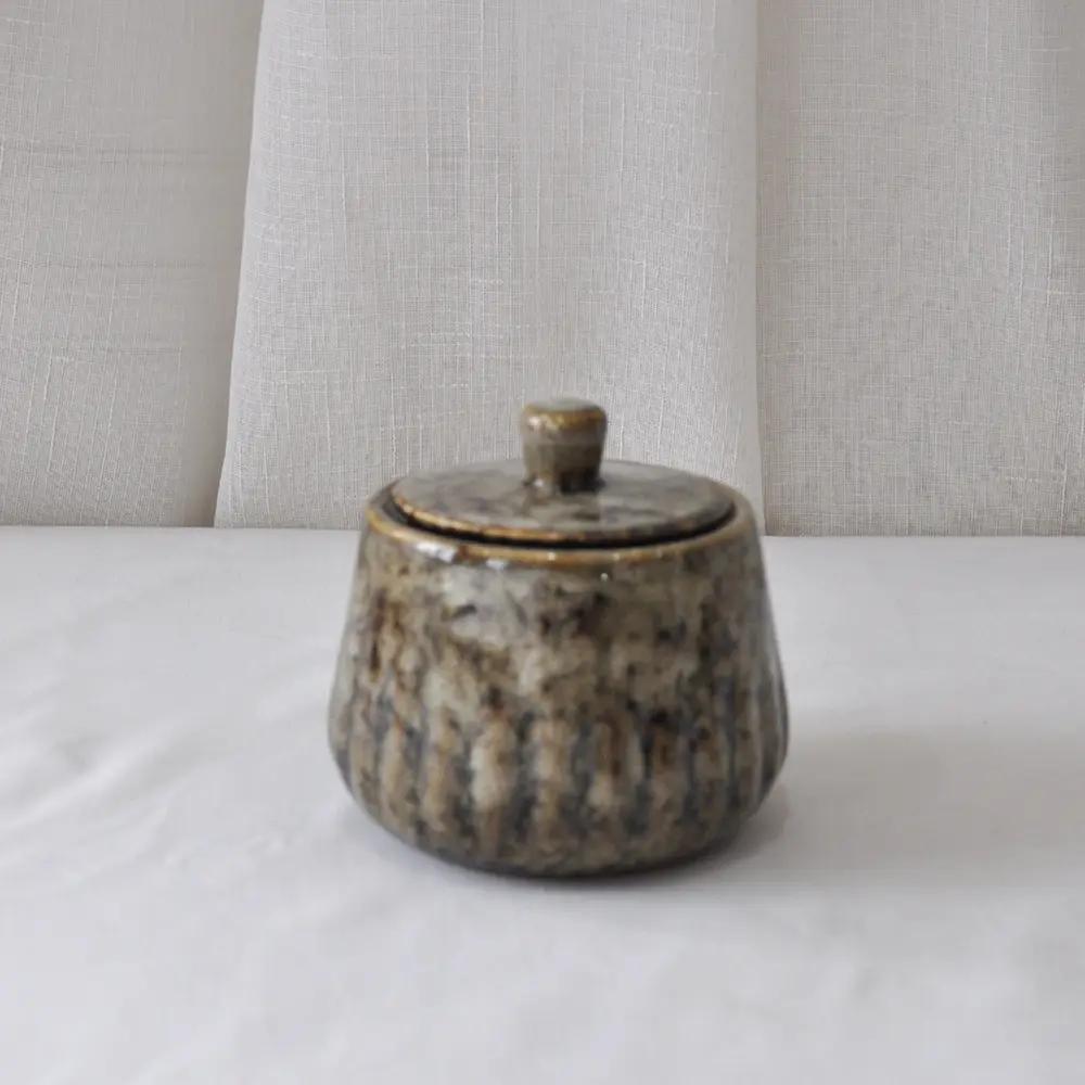 jiashun Wabi-Sabi Dark Brown Kiln-Changed Vertical Striped Stoneware Bathroom Accessory Set Factory, Company