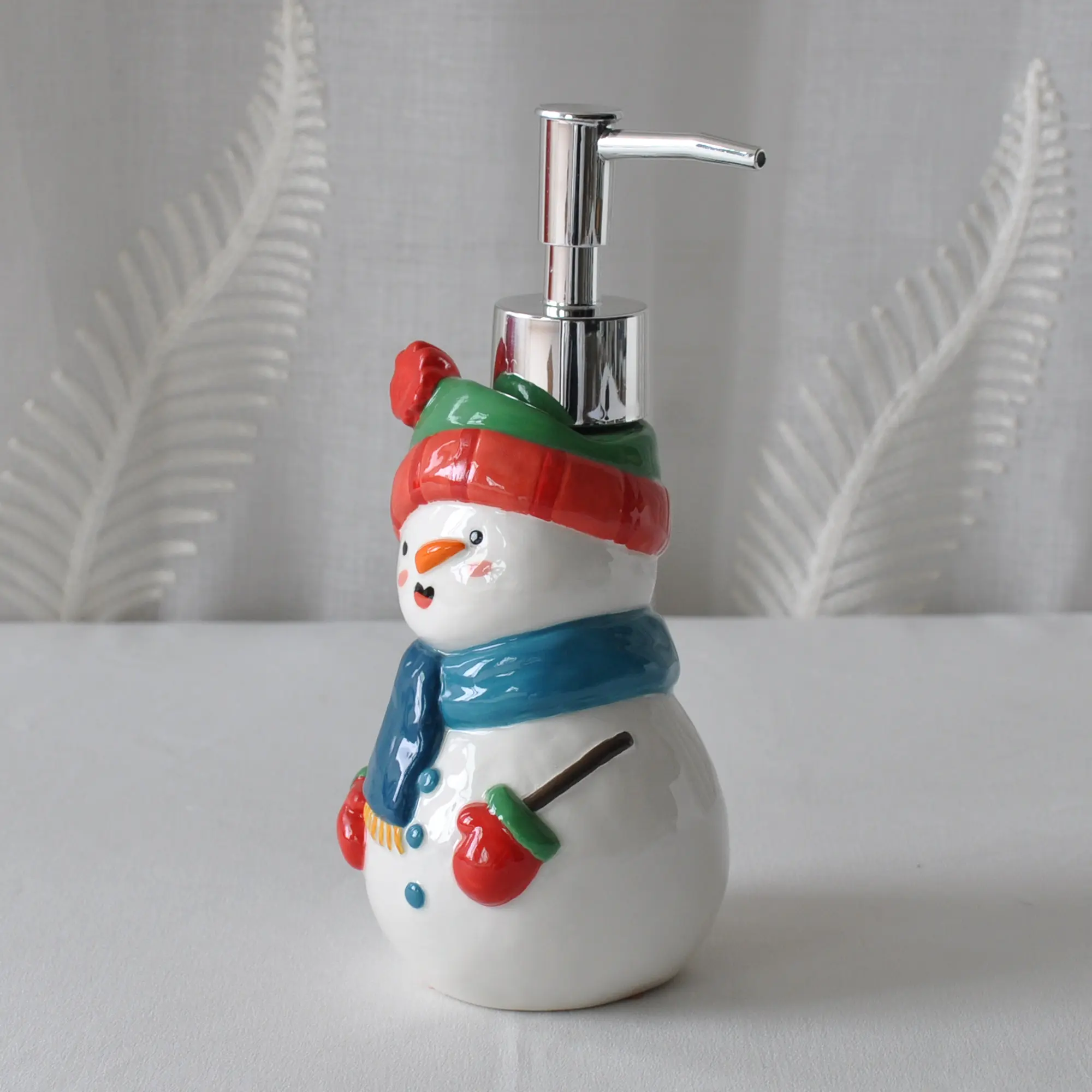 Discount Christmas Snowman-Shaped Ceramic Lotion Dispenser Manufacturers, Company
