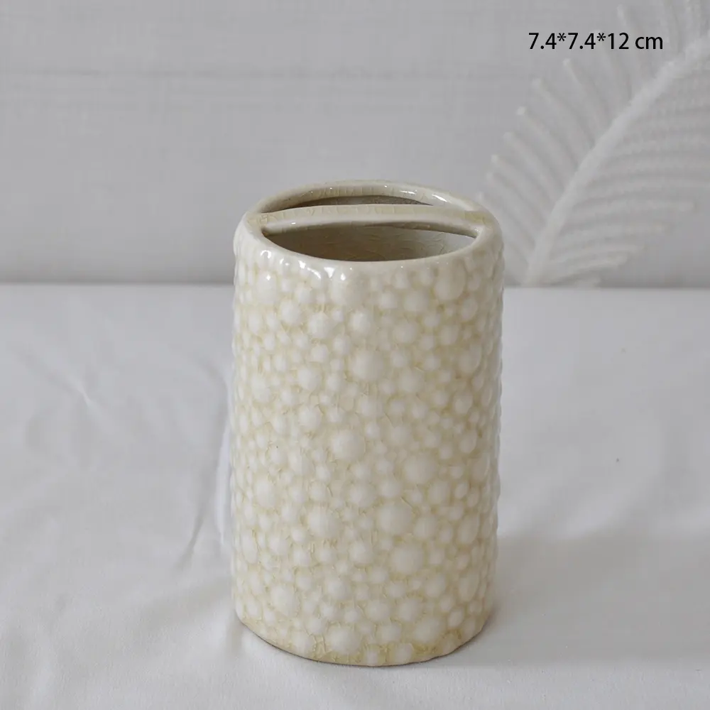 Pale Yellow Bubbled-Texture Ceramic Bathroom Set Item 3