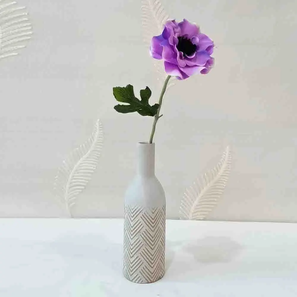 Cheap Morandi Color Herringbone Embossed Wine Bottle-Shaped Stoneware Vase Manufacturers, Factory