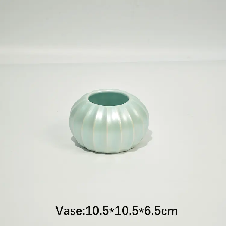 Vase Detail