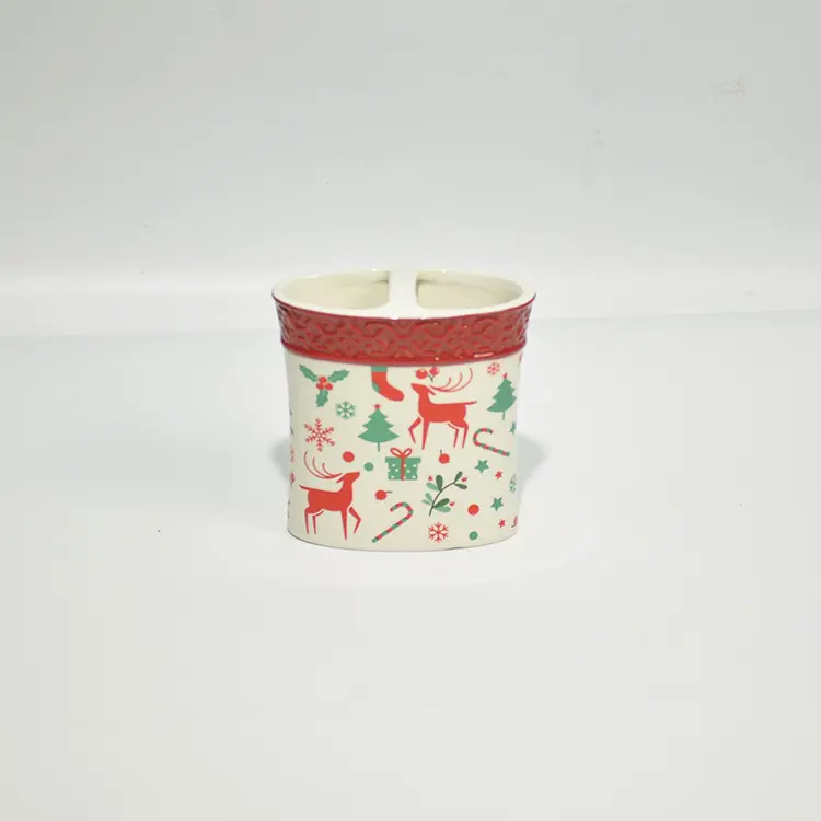 OEM Christmas Red Trim Reindeer & Christmas Tree Ceramic Bathroom 4-Piece Set Factories, Product