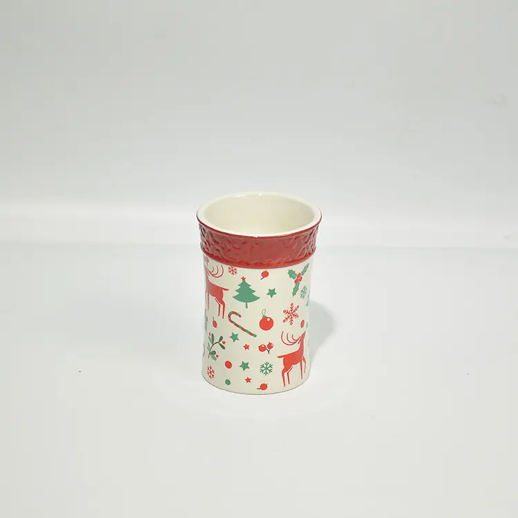 OEM Christmas Red Trim Reindeer & Christmas Tree Ceramic Bathroom 4-Piece Set Factories, Product
